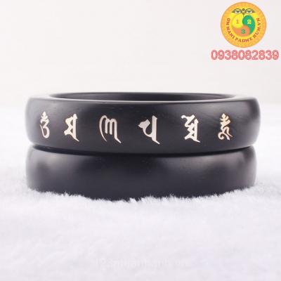 Vòng tay gỗ thần chú Om Mani Padme Hum OMN_VTG